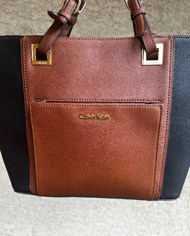 Calvin Klein 2 Tone Leather Handbag (Size Large)